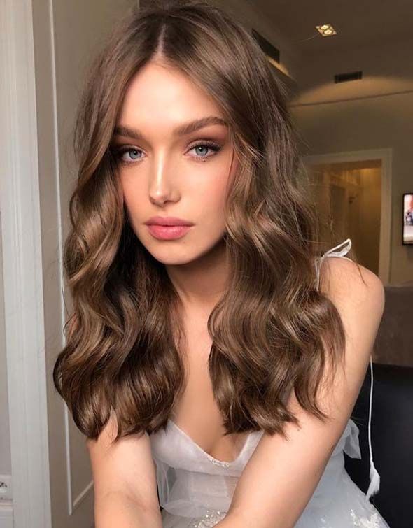 Subtle Balayage hairstyles and hair color trends should be tested in 2019