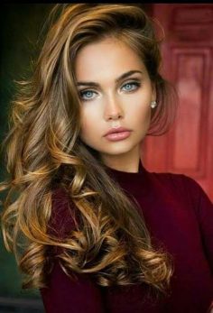 Amazing hairstyle for girls.