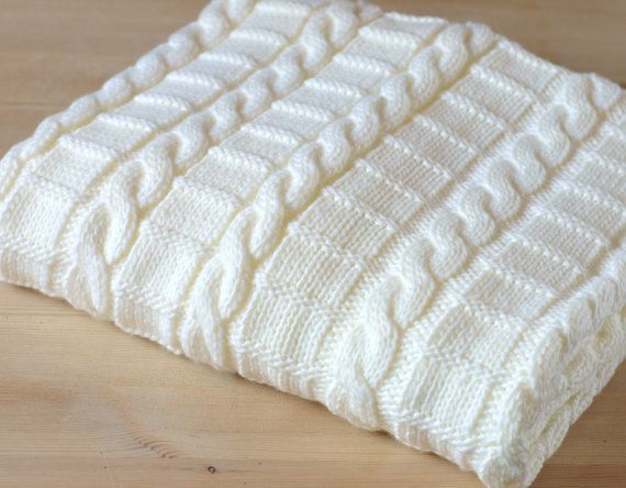 Easy weave pattern for baby blanket – Instructions for 3 sizes – Easy beginner blanket with cables | Knitting Patterns